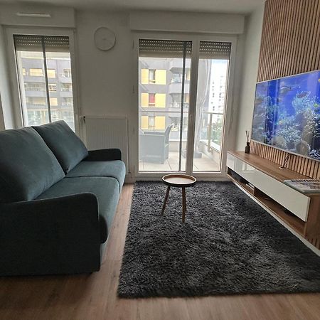 Superbe T2 Proche De La Gare Rer Tgv Massy Palaiseau Apartment Bagian luar foto