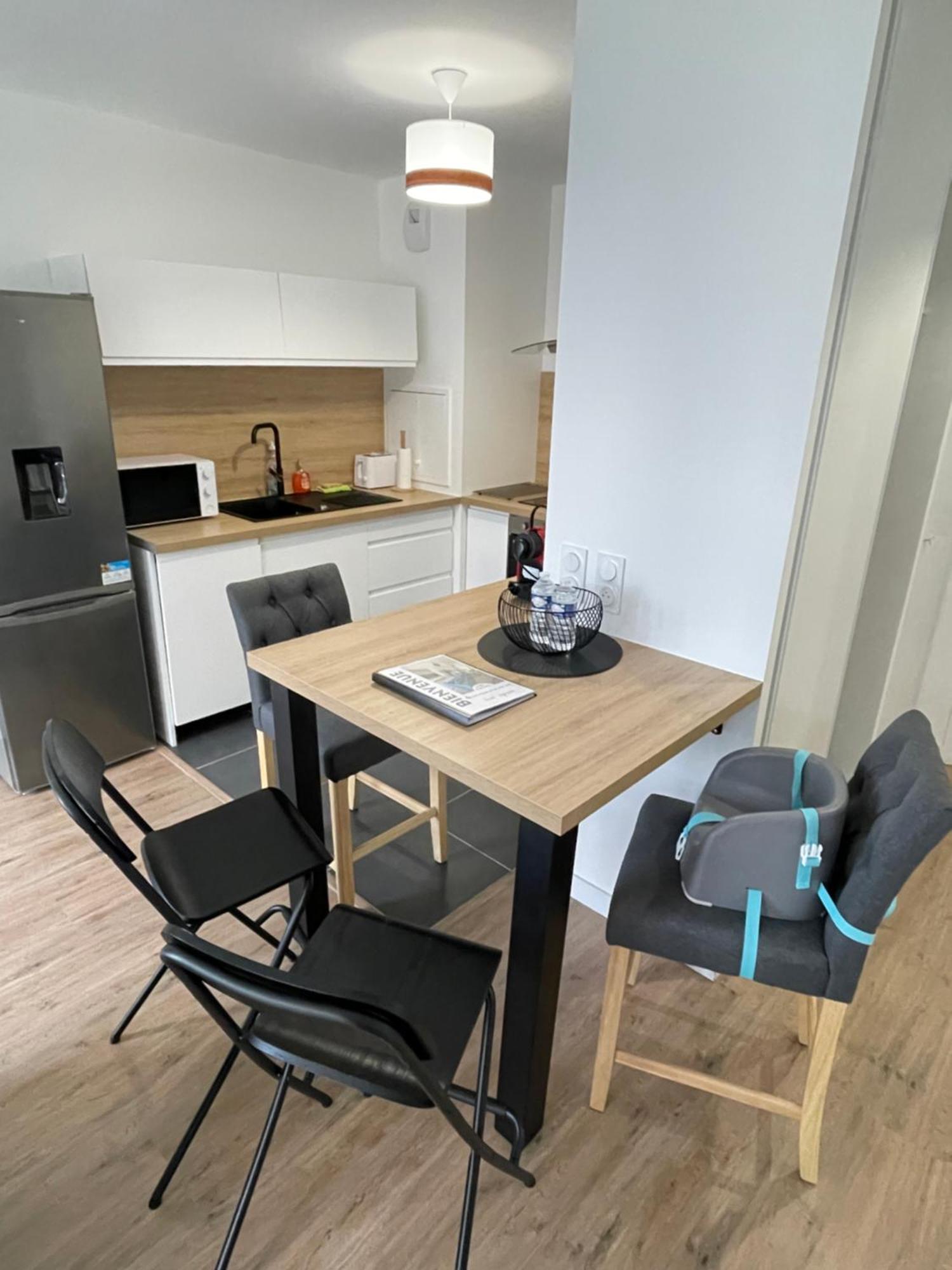 Superbe T2 Proche De La Gare Rer Tgv Massy Palaiseau Apartment Bagian luar foto